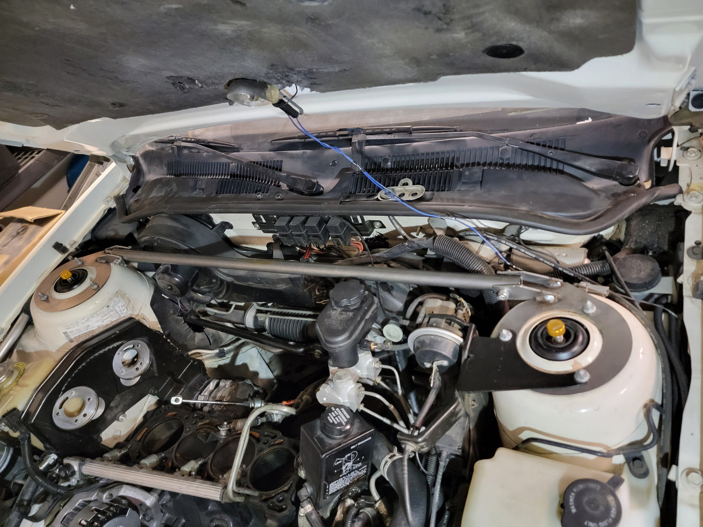 Front Strut brace cutlass calais